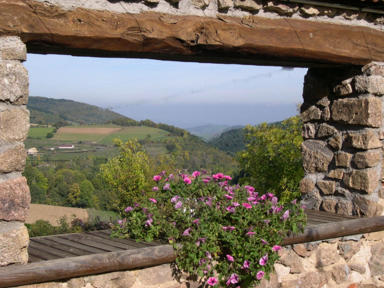 Vue sur les Monts du Lyonnais