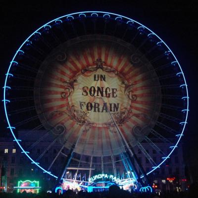 Projection sur la grande roue